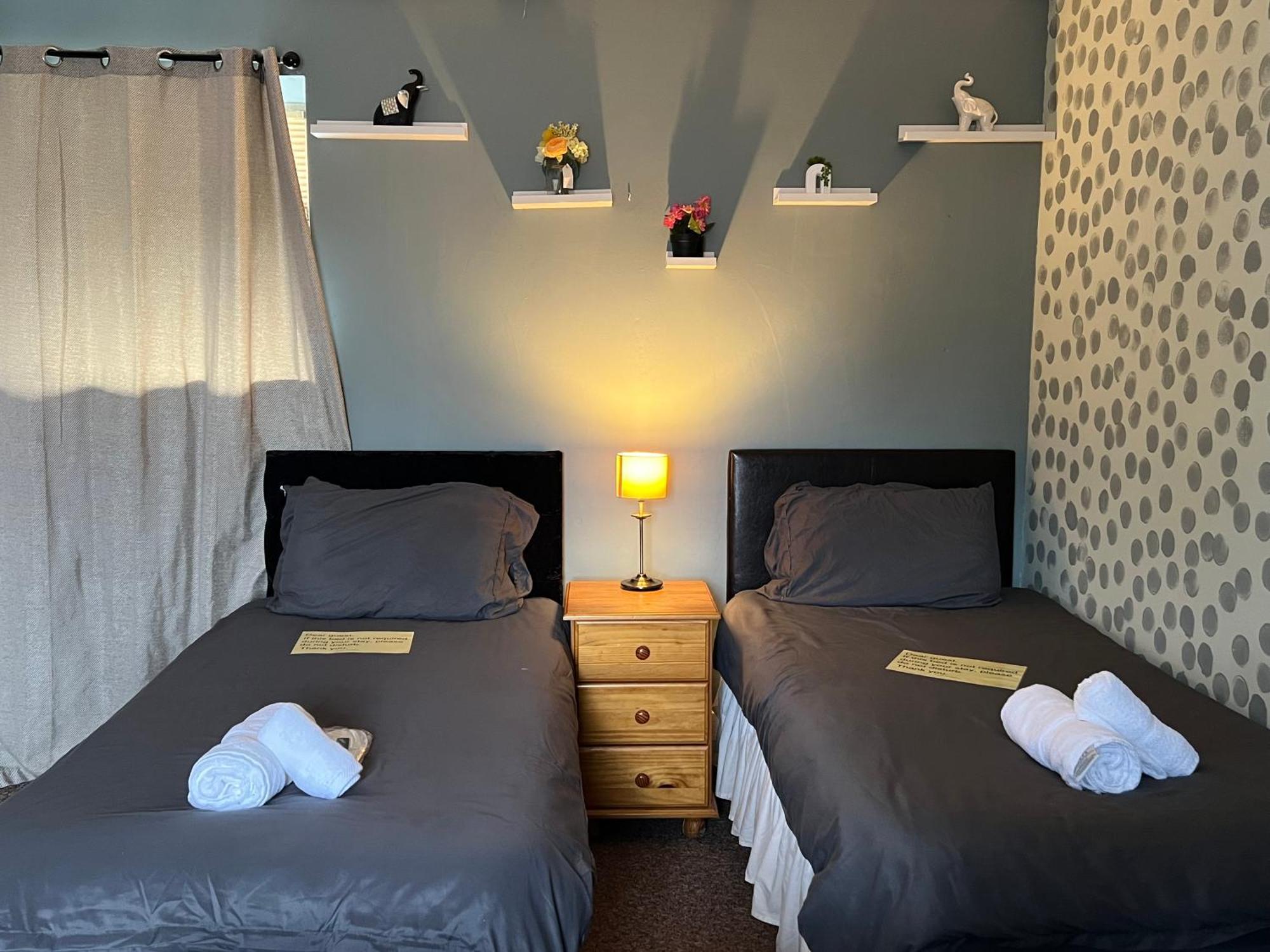 Self Check In Room Accommodation Only The Castle, Coldstream Buitenkant foto