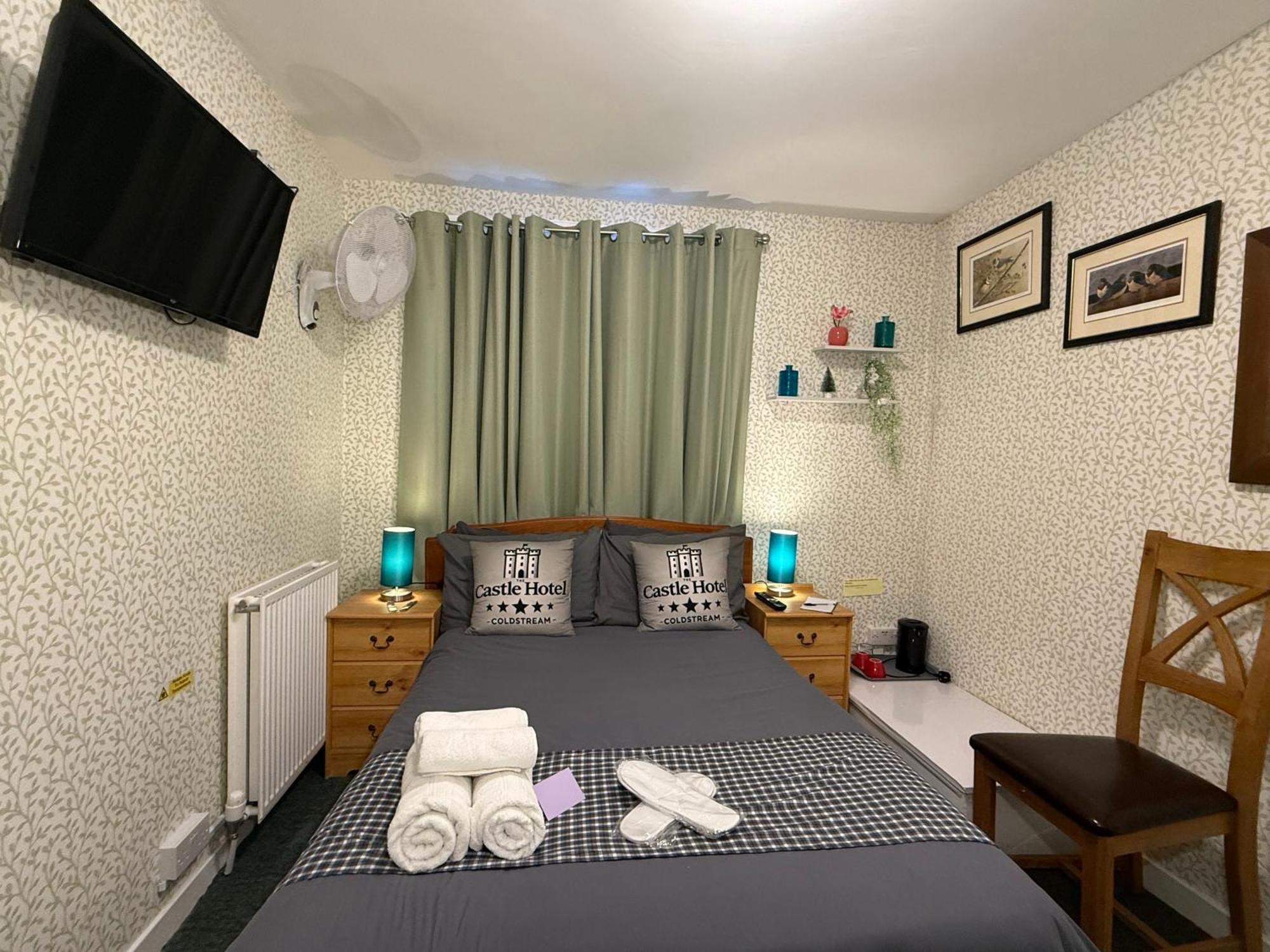 Self Check In Room Accommodation Only The Castle, Coldstream Buitenkant foto