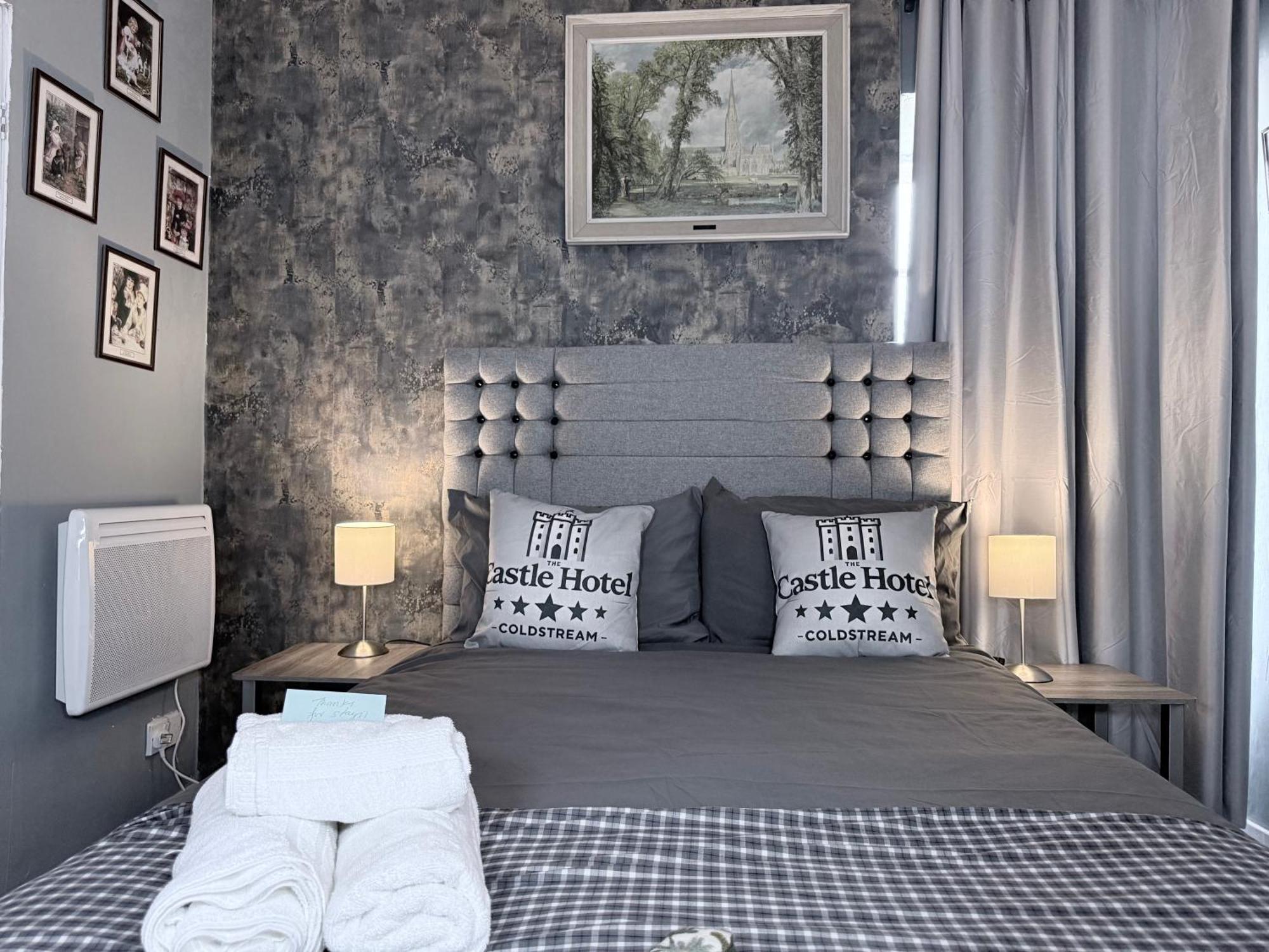 Self Check In Room Accommodation Only The Castle, Coldstream Buitenkant foto