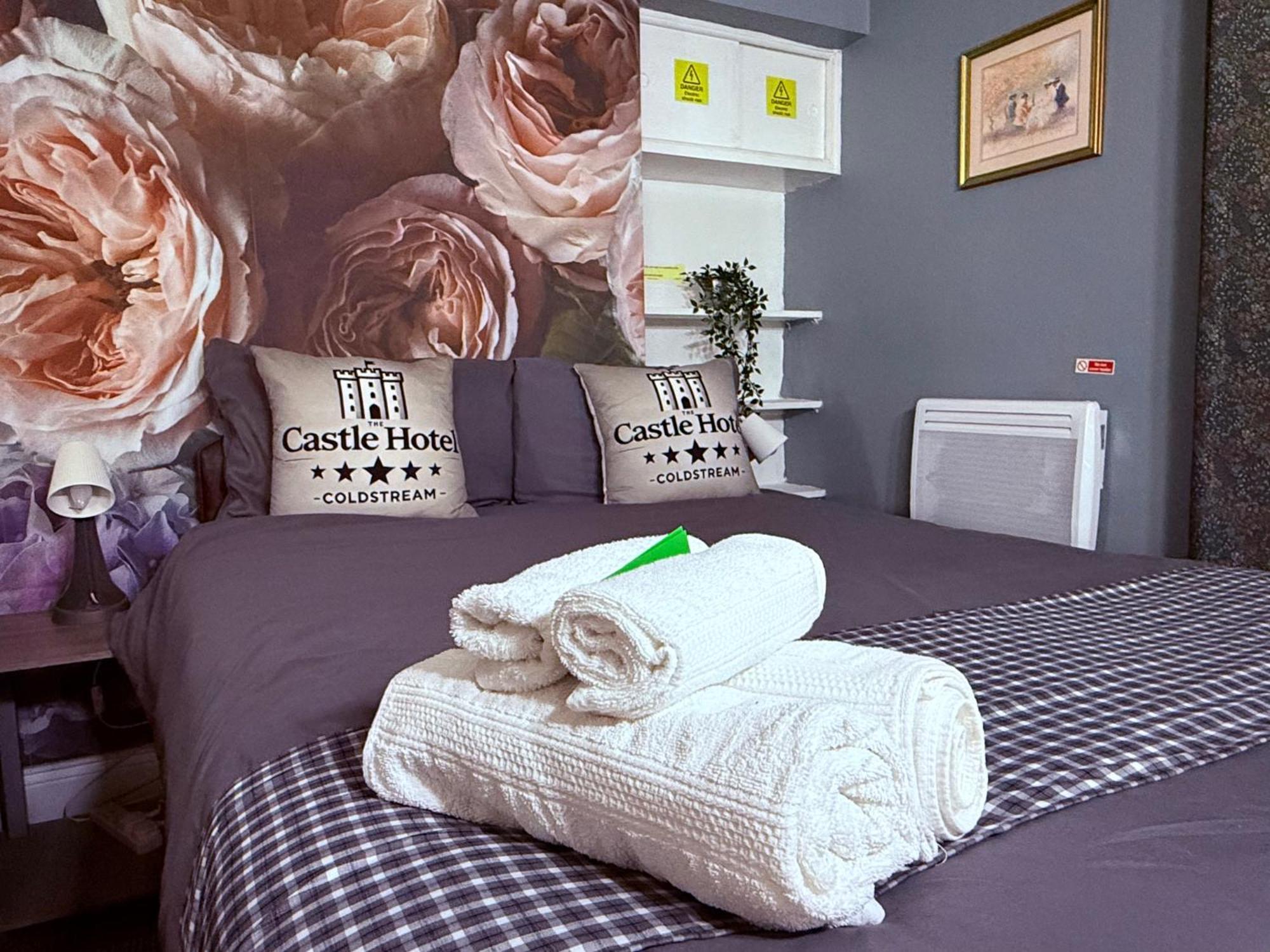 Self Check In Room Accommodation Only The Castle, Coldstream Buitenkant foto