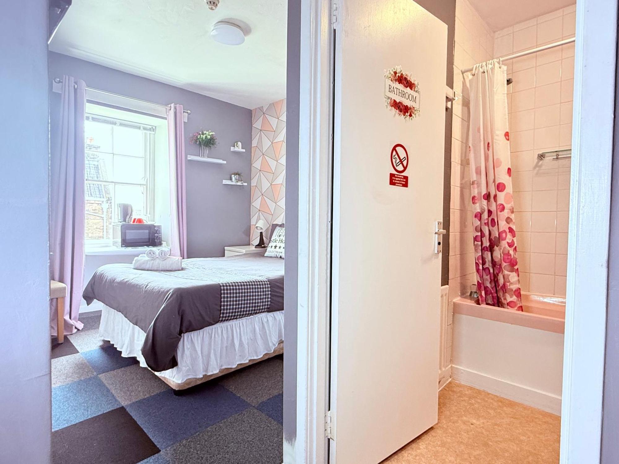 Self Check In Room Accommodation Only The Castle, Coldstream Buitenkant foto